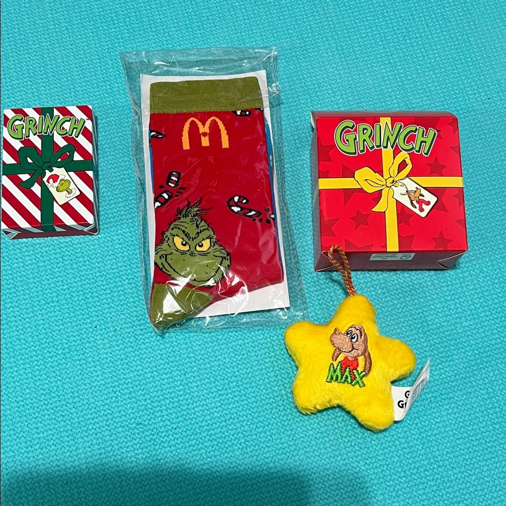 McDonald's x Grinch Holiday Socks / cards/ ornament bundle NWT
